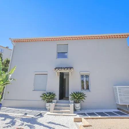 Olivier By Winsome Destination Holiday home *